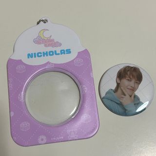 エンティーム(&TEAM)の&TEAM CAFE 缶バッジケース 缶バッジ NICHOLAS ニコラス(アイドルグッズ)