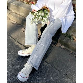 ダブルクローゼット(w closet)のw closet  サイドハートライン刺繍デニムパンツ(デニム/ジーンズ)