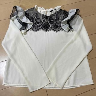 ザラ(ZARA)のZARA ザラ フリルレースブラウス　XS(シャツ/ブラウス(長袖/七分))