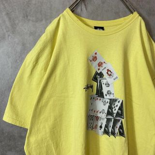 ステューシー(STUSSY)の【オーバーサイズ、トランプデザイン】stussy古着Tシャツ黄　ストリート半袖(Tシャツ/カットソー(半袖/袖なし))