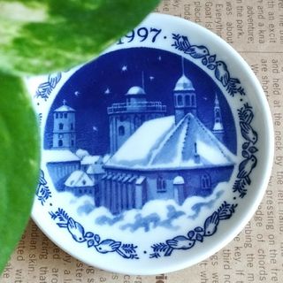 ロイヤルコペンハーゲン(ROYAL COPENHAGEN)の【未使用・美品】ロイヤルコペンハーゲン　ミニプレート1997年(食器)