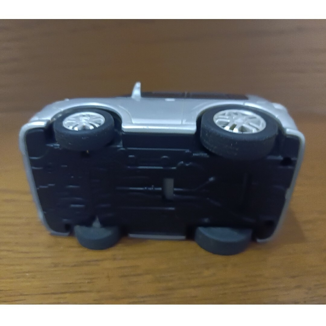 プルバックカー　DAIHATSU　ダイハツ　タント　車　おもちゃ キッズ/ベビー/マタニティのおもちゃ(電車のおもちゃ/車)の商品写真