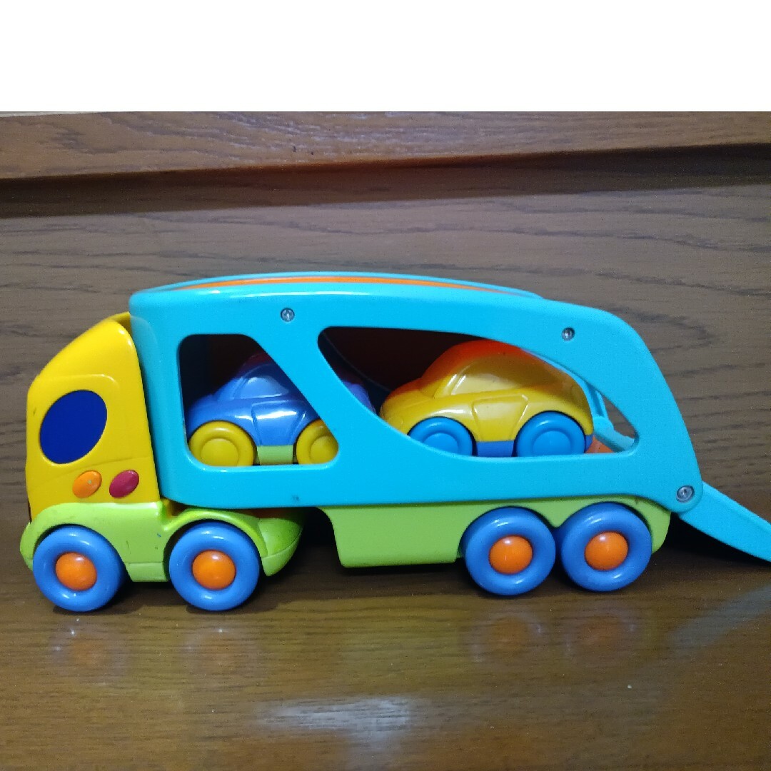 車 おもちゃ カーキャリー　カーキャリア キッズ/ベビー/マタニティのおもちゃ(電車のおもちゃ/車)の商品写真