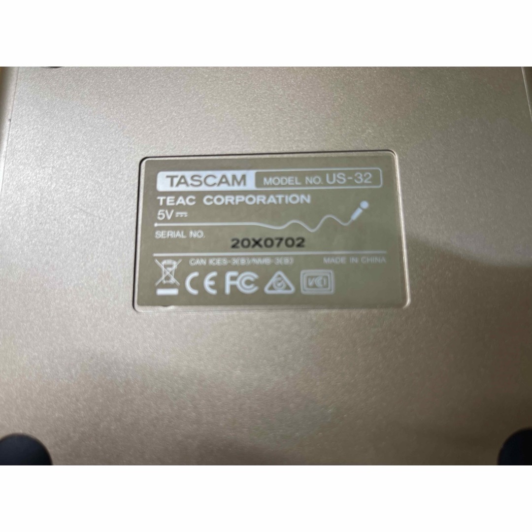 ミキサー　ティアックUSBオーディオインターフェース TASCAM US-32 楽器のDTM/DAW(オーディオインターフェイス)の商品写真