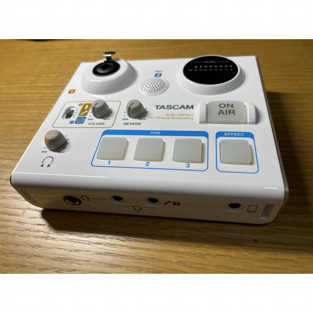 ミキサー　ティアックUSBオーディオインターフェース TASCAM US-32 楽器のDTM/DAW(オーディオインターフェイス)の商品写真