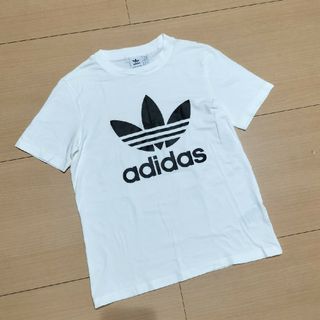 アディダス(adidas)のアディダス Tシャツ(Tシャツ(半袖/袖なし))