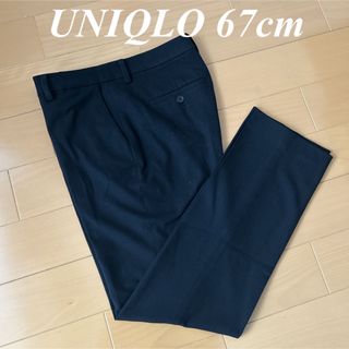 ユニクロ(UNIQLO)のヒートテックスマートスリムストレートパンツ　黒　67(カジュアルパンツ)