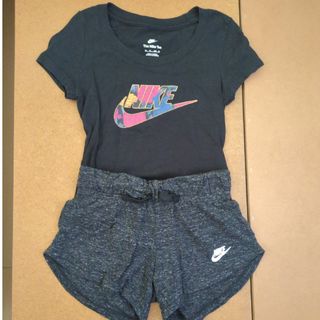 NIKE Tシャツ＆ハーフパンツ2点ｾｯﾄ