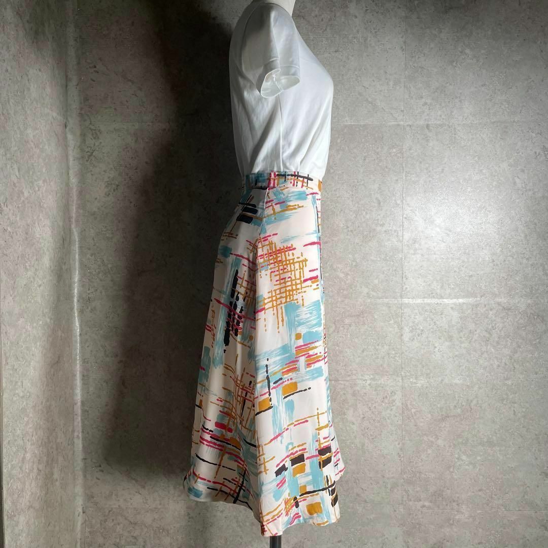 VINTAGE(ヴィンテージ)の80s ユーロヴィンテージ C&A レトロスカート ポリエステル 総柄 ホワイト レディースのスカート(その他)の商品写真