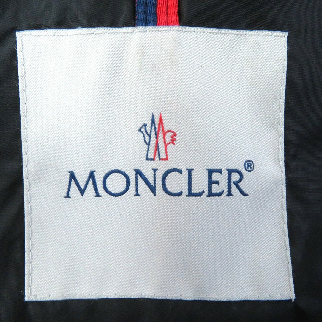 MONCLER(モンクレール)の美品△MONCLER モンクレール 21-22AW FLAMMETTE フラメッテ ロゴワッペン付き ジップアップ ダウンコート ブラック 1 正規品 レディース 美シルエット◎ レディースのジャケット/アウター(ダウンコート)の商品写真