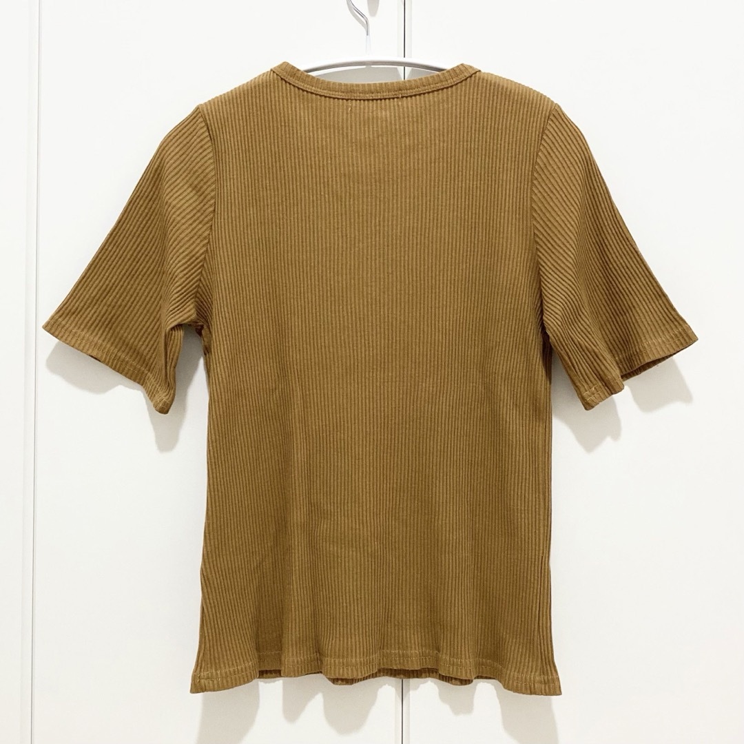 kutir リブニットTシャツ　ブラウン　FREE レディースのトップス(Tシャツ(半袖/袖なし))の商品写真