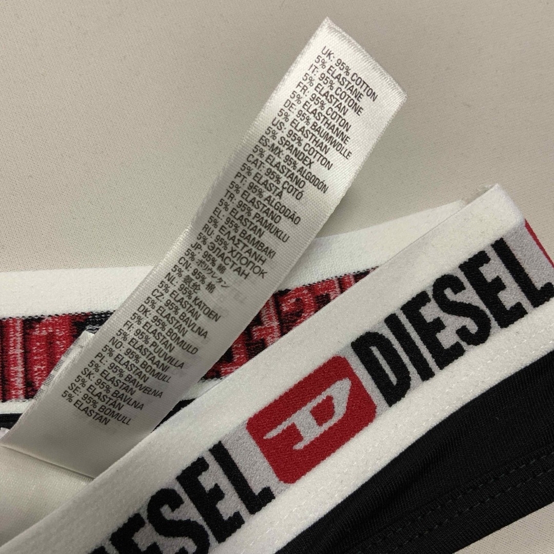 DIESEL(ディーゼル)の洗練されたデザイン DIESEL 正規品　Thong　3パックショーツ ロゴ　M レディースの下着/アンダーウェア(ショーツ)の商品写真