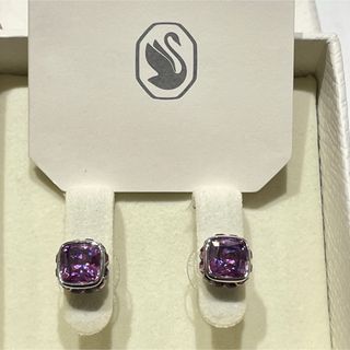 SWAROVSKI - SWAROVSKI♦︎スワロフスキー スタッドピアス パープル スクエア