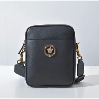 ヴェルサーチ(VERSACE)のVERSACE ショルダーバッグ カーフレザー メデューサ(ショルダーバッグ)