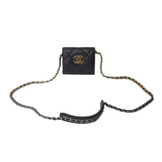 シャネル(CHANEL)の極美品 CHANEL シャネル ショルダーバッグ チェーン 19 チェーンウォレットAP2409 ラムスキン ブラック ゴールド金具 中古 63152(ハンドバッグ)