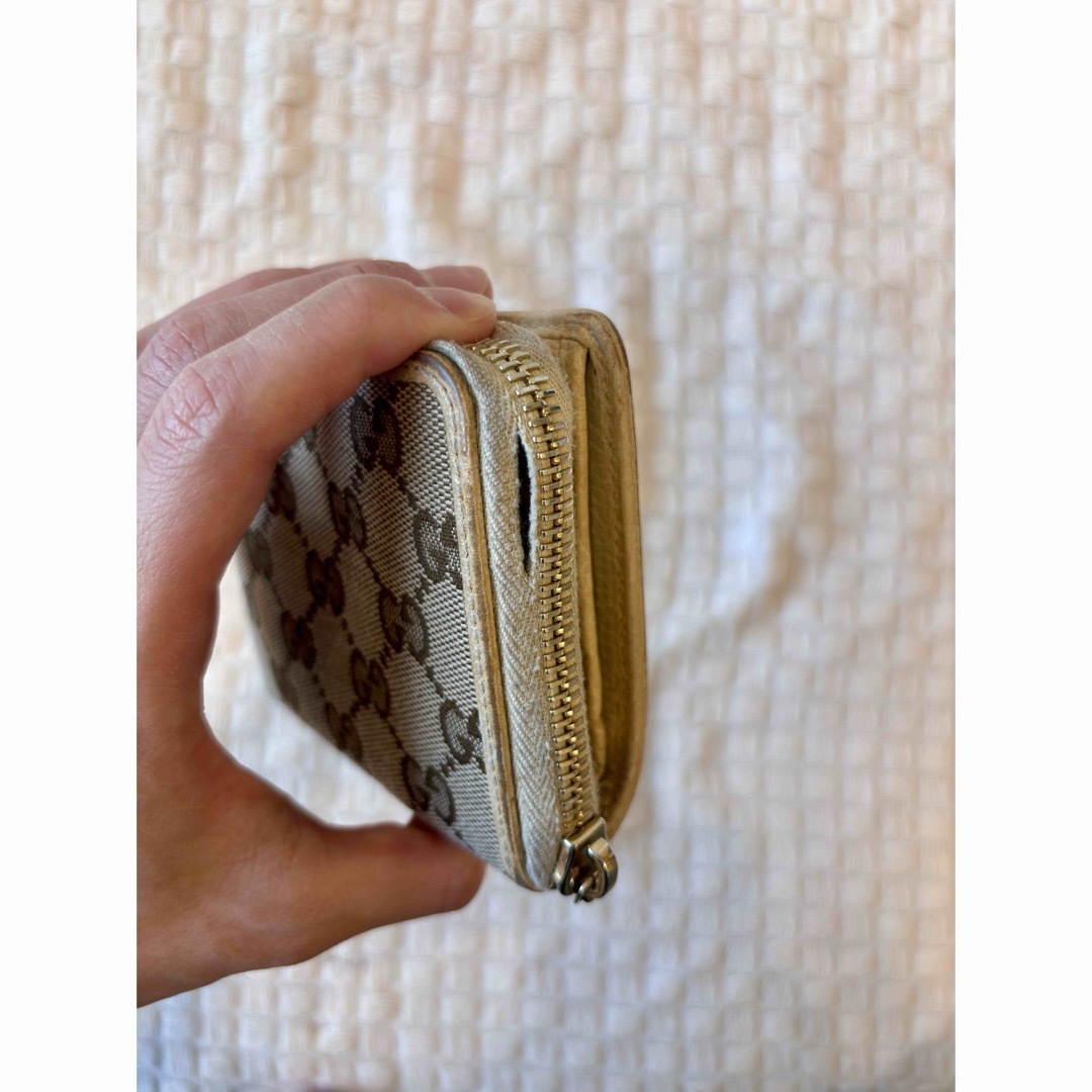 Gucci(グッチ)の開封済み　GUCCI（グッチ）財布 レディースのファッション小物(財布)の商品写真
