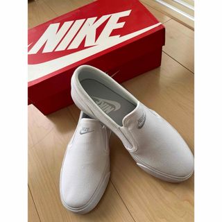 ナイキ(NIKE)のWMNS TOKI SLIP CANVAS スニーカー(スニーカー)