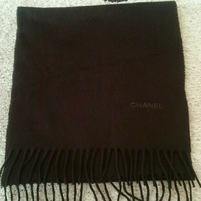 CHANEL(シャネル)のa-chan様専用。CHANELカシミヤマフラー    ハンドメイドのファッション小物(マフラー/ストール)の商品写真