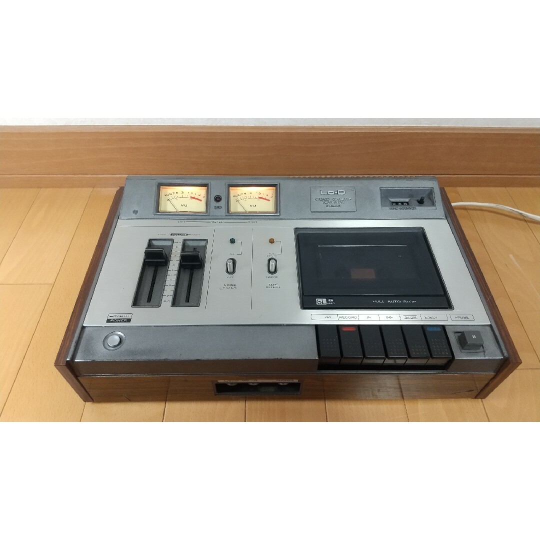 カセットデッキ 日立 Lo-D D-2360 動作品 共鳴できる カセットデッキ 日立 Lo-D D-2360 動作品 共鳴できる