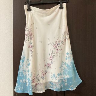 リヨン(LYON)の【美品】Lyon リヨン　スカート　桜　桜柄　花柄　フレアスカート(ひざ丈スカート)