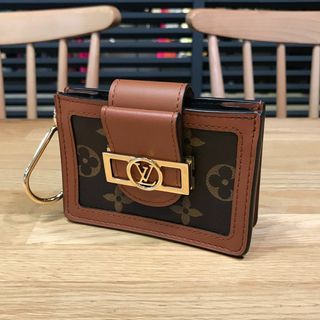 ルイヴィトン(LOUIS VUITTON)の未使用 ルイヴィトン モノグラム リバース ドーフィーヌ ミュルティカルト(財布)