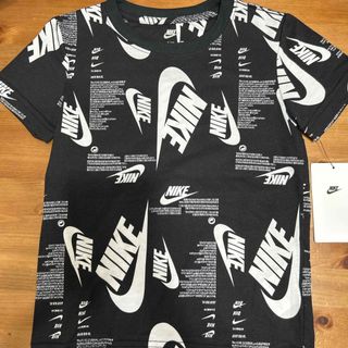 NIKE Tシャツ　3-4歳