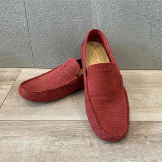 アグ(UGG)の【美品】UGG パンチングスリッポン　ローファー　HENRICK(スリッポン/モカシン)