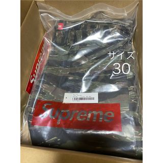 シュプリーム(Supreme)のSupreme Regular Jean Tigerstripe Camo 30(デニム/ジーンズ)