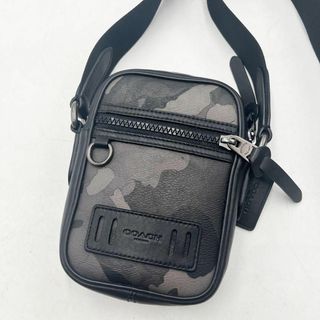 コーチ(COACH)の【激レア】コーチ COACH ショルダーバッグ 迷彩　カモフラ　ブラック 黒(ショルダーバッグ)