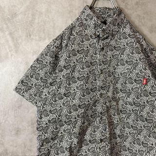 ステューシー(STUSSY)の【総柄ペイズリーシャツ】stussyモノクロ白黒古着ストリートM Y2K半袖(シャツ)