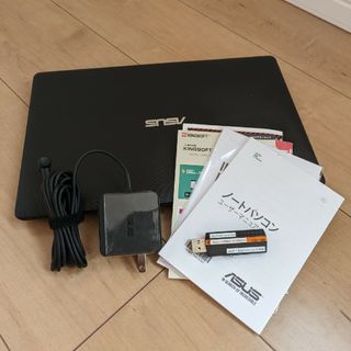 エイスース(ASUS)のASUS X200MA(ノートPC)