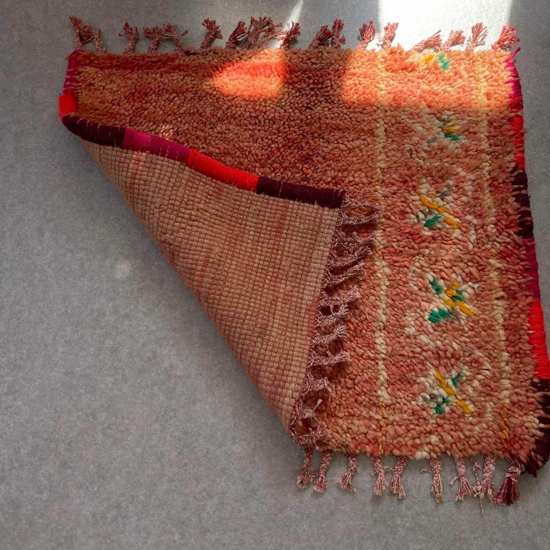 オレンジ 幾何学模様 ラグモロッコ現地購入ハンドメイド