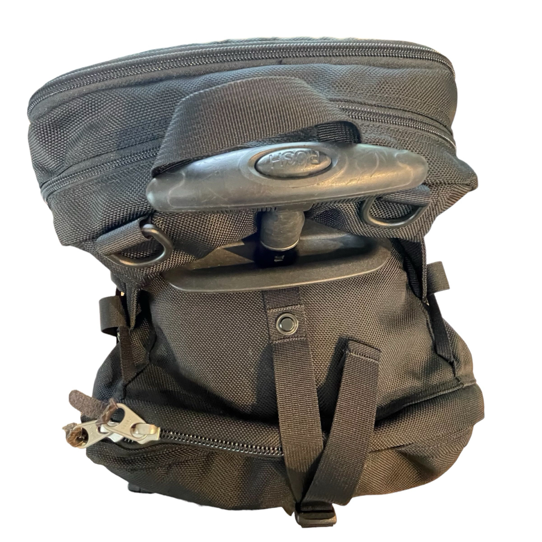 mont bell(モンベル)のモンベル　キャリーバッグ　2輪 リュック　ポーチ付　機内持ち込み メンズのバッグ(トラベルバッグ/スーツケース)の商品写真