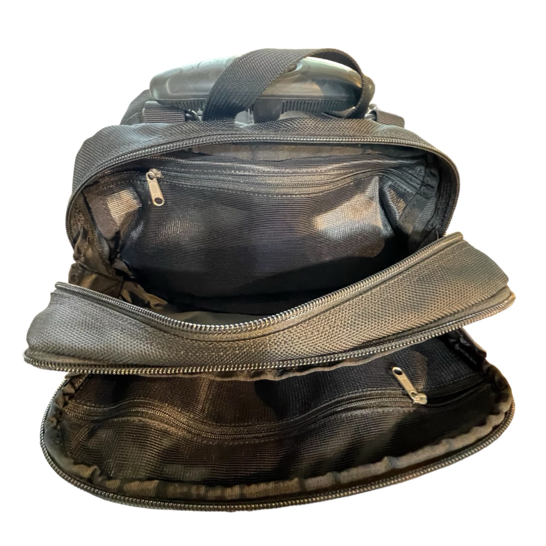 mont bell(モンベル)のモンベル　キャリーバッグ　2輪 リュック　ポーチ付　機内持ち込み メンズのバッグ(トラベルバッグ/スーツケース)の商品写真