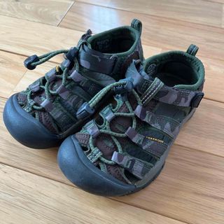 キーン(KEEN)のKEEN    サンダル　カモフラ　迷彩　グリーン　17cm(サンダル)