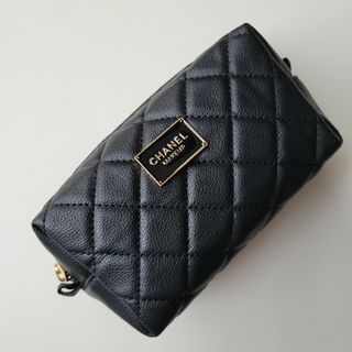 CHANEL　ノベルティ　ポーチ