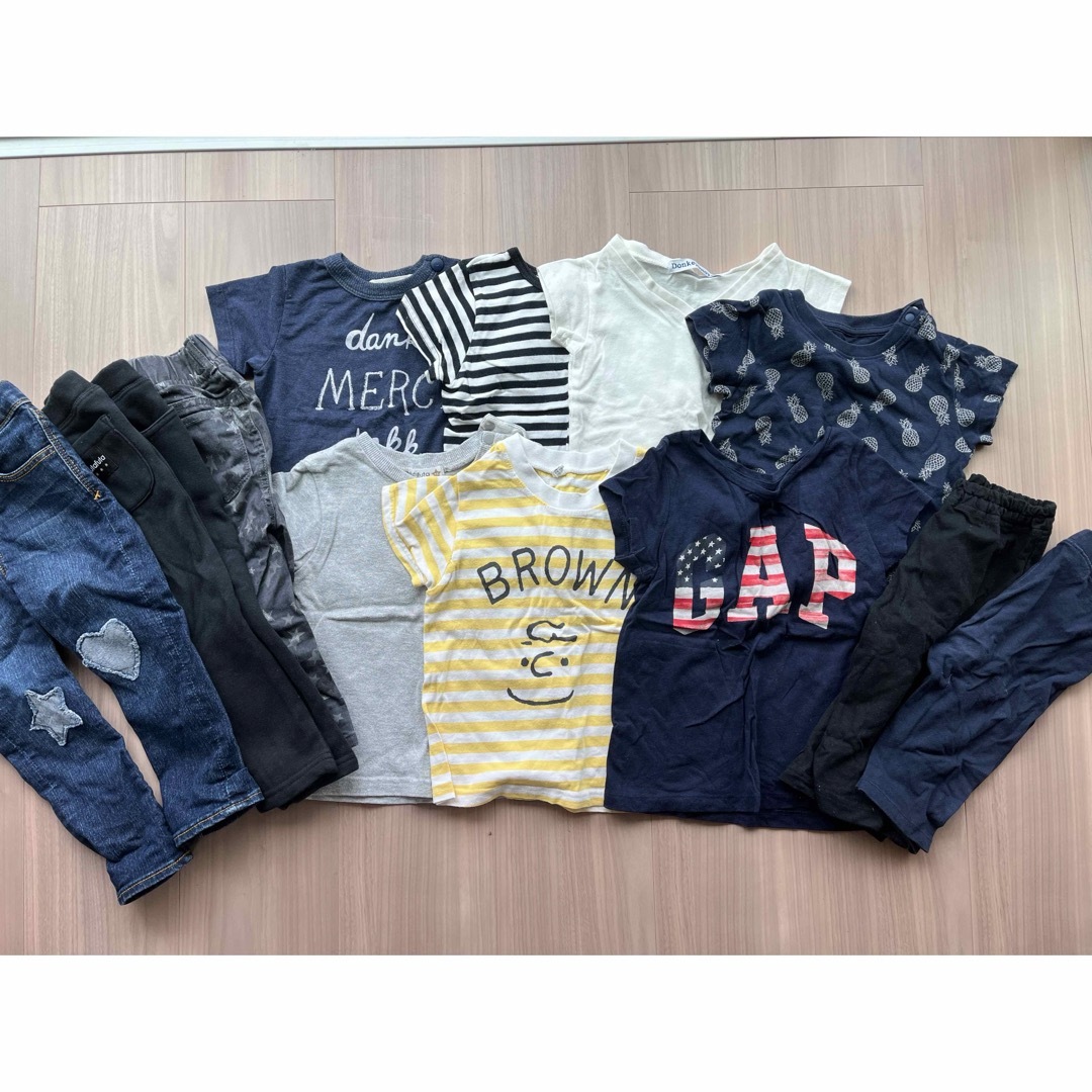 babyGAP(ベビーギャップ)の男の子♡約80サイズ♡12点まとめ売り♡ キッズ/ベビー/マタニティのベビー服(~85cm)(Ｔシャツ)の商品写真