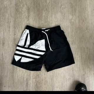 アディダス(adidas)の💗アディダスオリジナルハーフパンツ水着💗(ハーフパンツ)