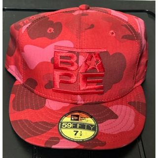 アベイシングエイプ(A BATHING APE)のアベイシングエイプ×ニューエラ キャップ赤カモ(キャップ)