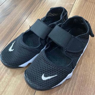 ナイキ(NIKE)のNIKE  エアリフト キッズ(サンダル)