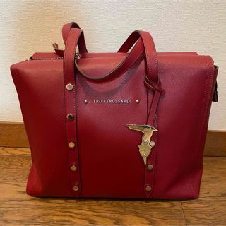 トラサルディ(Trussardi)のトゥルートラサルディ バッグ ショルダーバッグ(ショルダーバッグ)