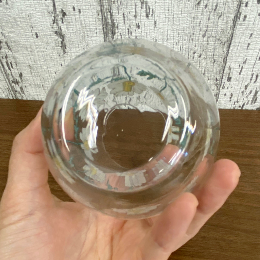 韓国 花柄 レトロ グラス インテリア/住まい/日用品のキッチン/食器(グラス/カップ)の商品写真