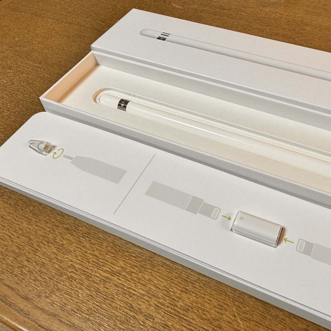 Apple(アップル)のiPad Apple Pencil（第1世代） スマホ/家電/カメラのPC/タブレット(その他)の商品写真