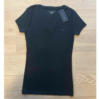 トミーヒルフィガー(TOMMY HILFIGER)の【新品未使用】トミーヒルフィガー　Tシャツ　XS(Tシャツ(半袖/袖なし))