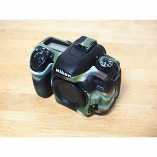 ニコン(Nikon)のニコン一眼レフ　D7500 ボディ　予備バッテリ等付録付き(デジタル一眼)