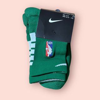 ナイキ(NIKE)のセルティックス色Grip Power AnkleソックスNBA選手支給品Lサイズ(バスケットボール)