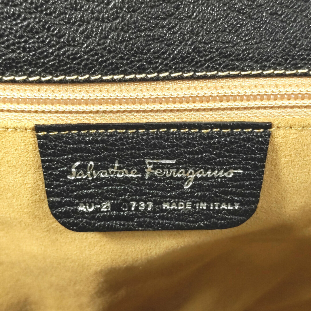 Salvatore Ferragamo(サルヴァトーレフェラガモ)のサルヴァトーレフェラガモ  巾着ハンド バッグ レディースのバッグ(ハンドバッグ)の商品写真