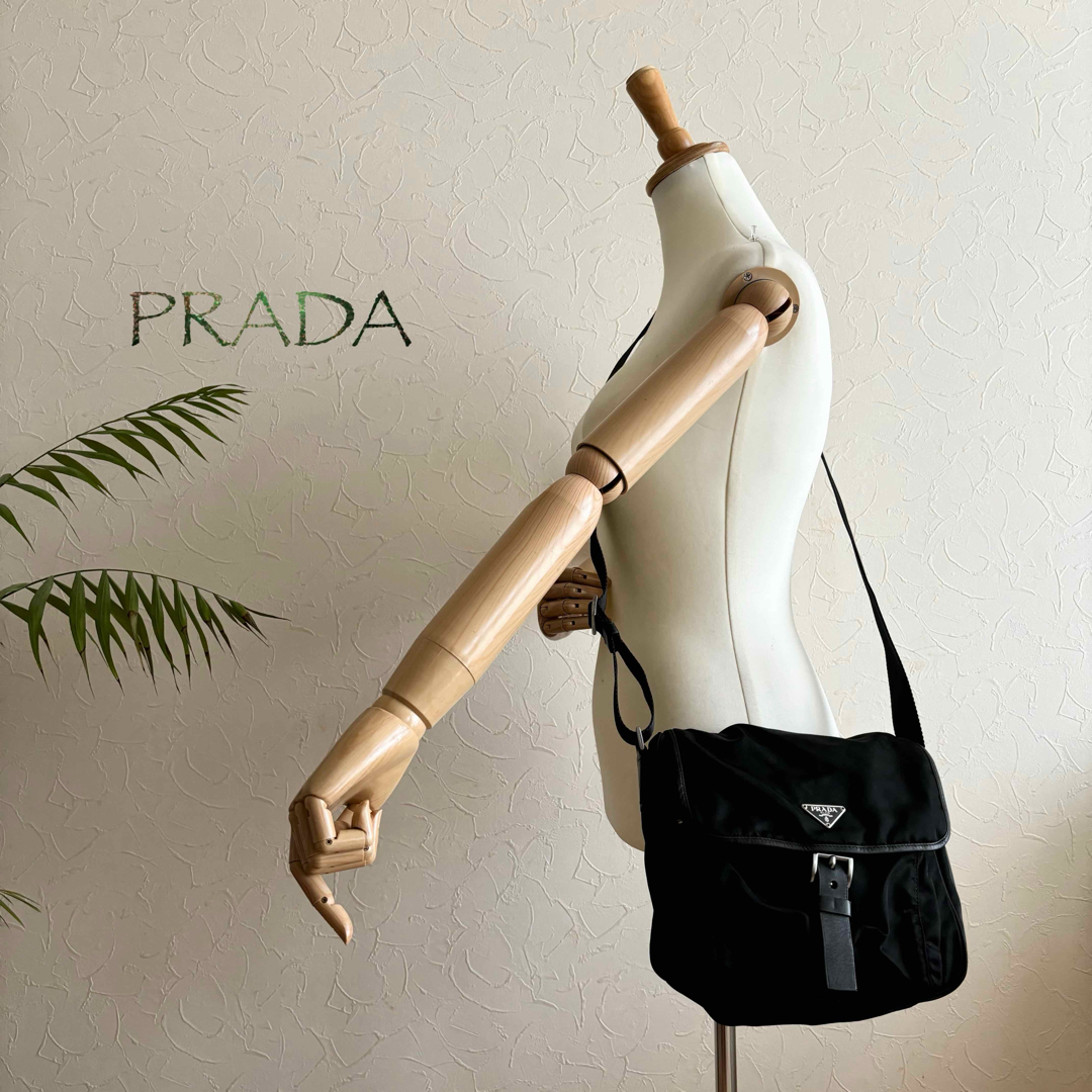 PRADA(プラダ)の極美品 PRADA プラダ テスート ショルダーバッグ レディースのバッグ(ショルダーバッグ)の商品写真