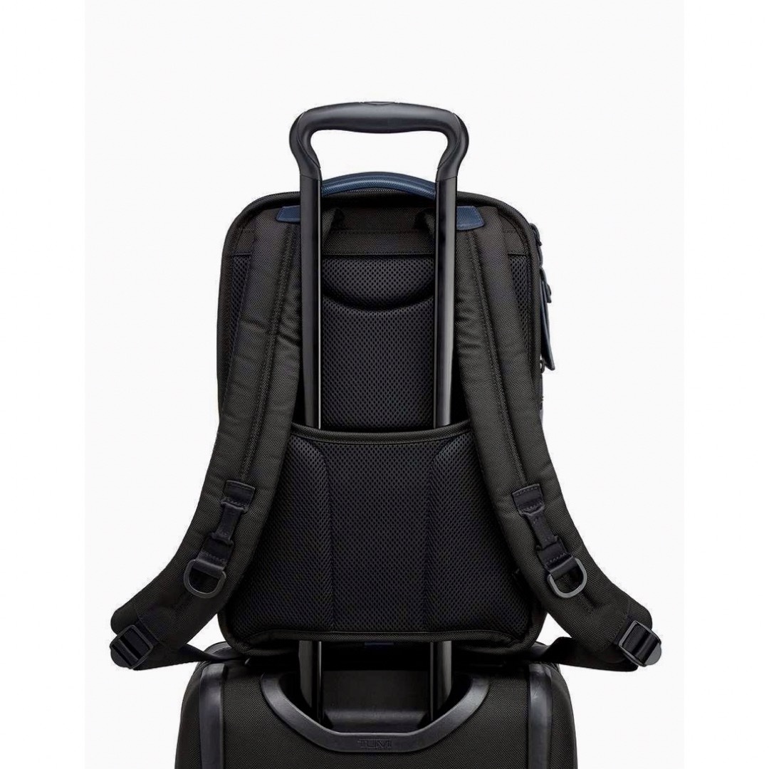未使用】TUMI Slim バックパック 青パッチ バッグパック/リュック 未使用】TUMI Slim バックパック 青パッチ バッグパック/リュック