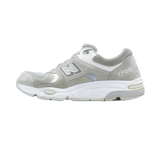 ニューバランス(New Balance)のNEW BALANCE CM1700 B1 LIGHT GRAY(スニーカー)